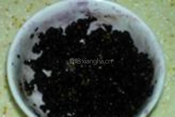 桑葚乳酪冰激凌的做法图解2