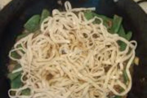 豆角焖面的做法图解6