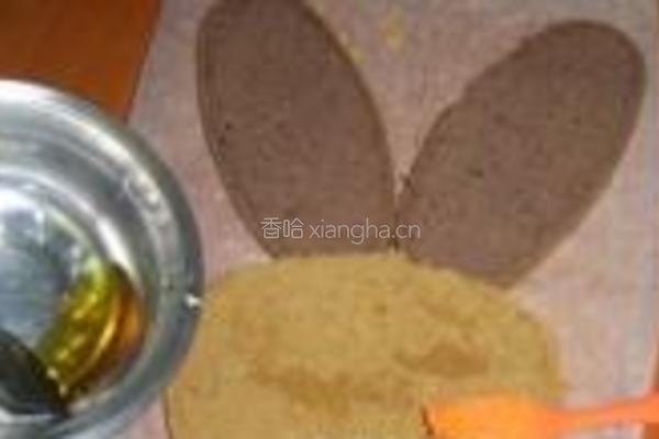 蝴蝶结害羞兔蛋糕的做法图解3