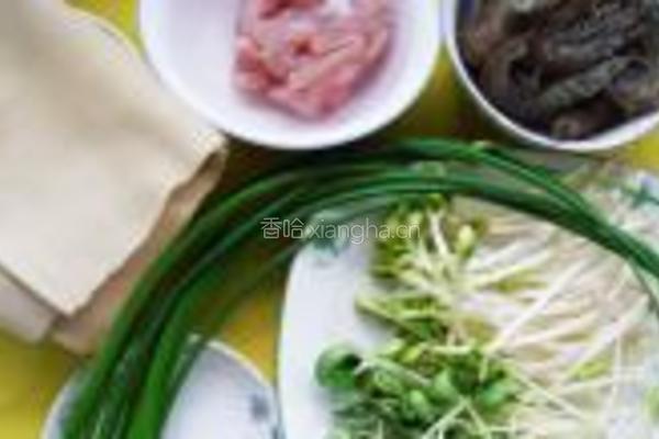 锦带芽菜卷的做法图解1