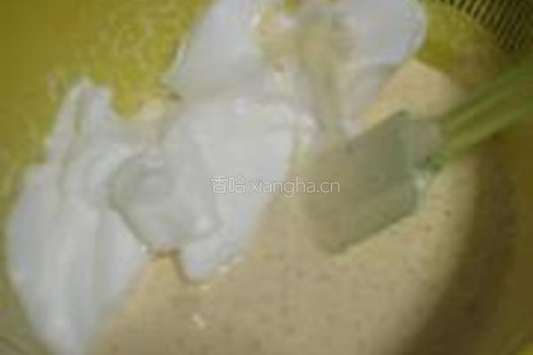 红茶奶油蛋糕卷的做法图解12