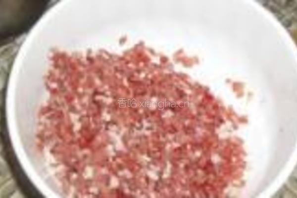 火腿香肠菜饭的做法图解1