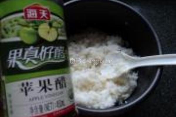 沙丁鱼酸萝卜寿司的做法图解5