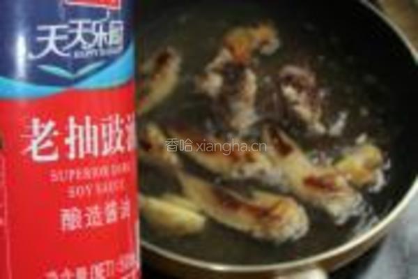 红烧翅尖汤米粉的做法图解4