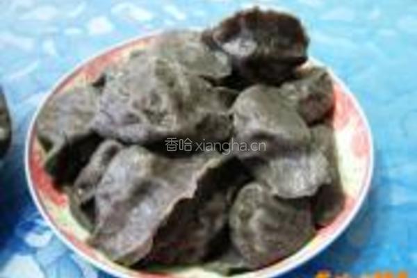 西芹猪肉紫米水饺的做法图解15
