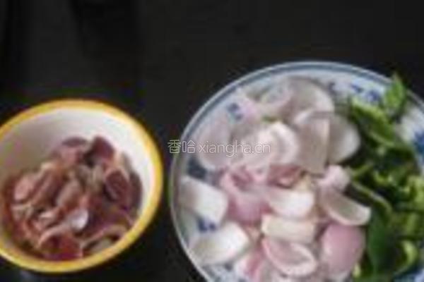 洋葱鸡胗意面的做法图解2