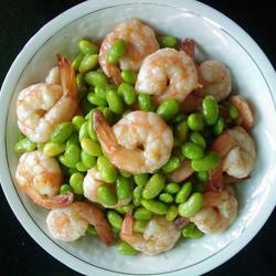 清炒毛豆虾仁的做法[图]