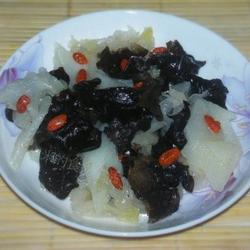 山药炒双耳的做法[图]