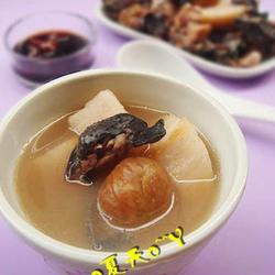 鲜淮山栗子煲乌骨鸡的做法[图]