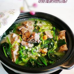 瑶柱菠菜脊骨汤的做法[图]