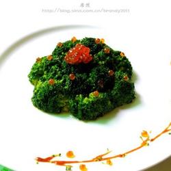 蚝油鱼子西兰花的做法[图]