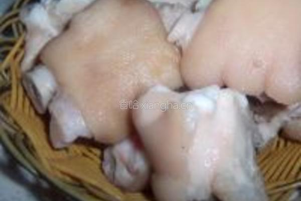 猪脚炖黄豆的做法图解7
