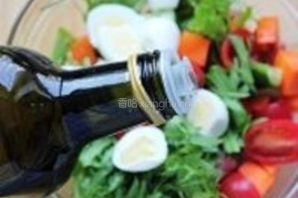 橄榄杂菜沙拉的做法图解3