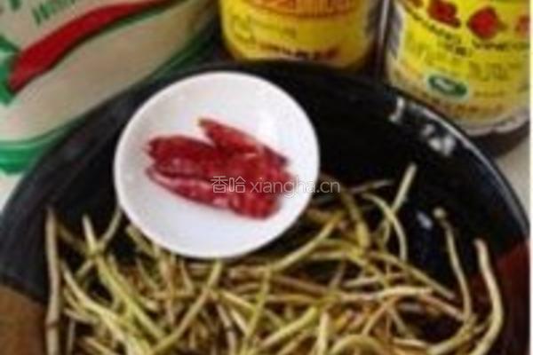 鱼腥草三吃法的做法图解1