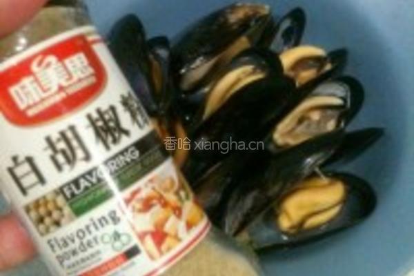 清淡汤葱香淡菜的做法图解5