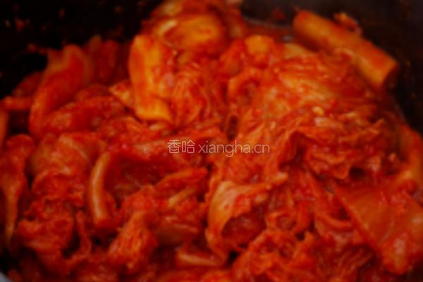 金枪鱼豆腐泡菜锅的做法图解1
