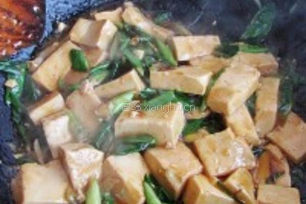 蒜苗烧豆腐的做法图解10