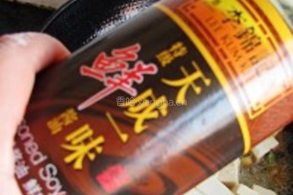 蒜苗烧豆腐的做法图解4