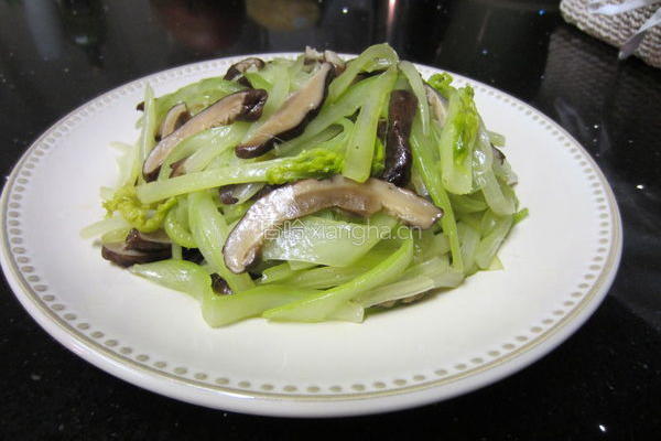 香菇炒西芹