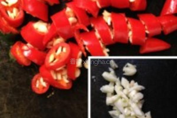 紫苏西红柿的做法图解1
