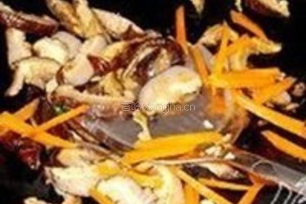 冬菇炒豆腐干的做法图解5