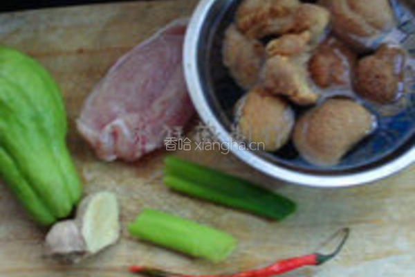 鸡胸炒佛手猴头菇的做法图解1