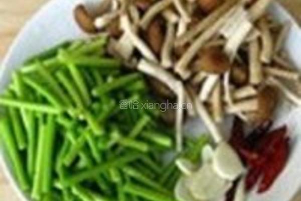 腊味蒜薹的做法图解1
