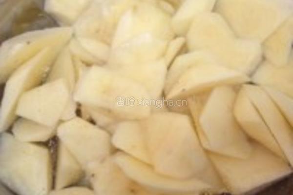 红烧排骨炖菜品的做法图解4