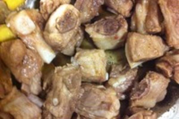 香辣土豆烧排骨的做法图解3