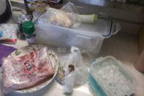 元宝红烧肉的做法图解1