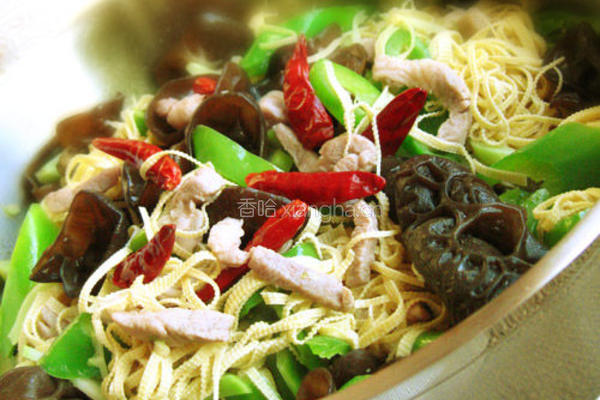 尖椒豆腐丝