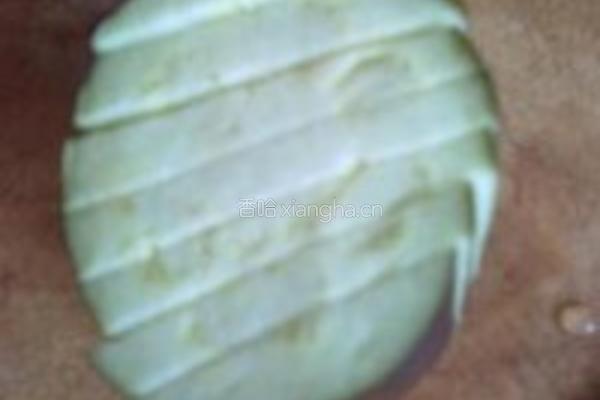 蒜泥菊花茄子的做法图解2