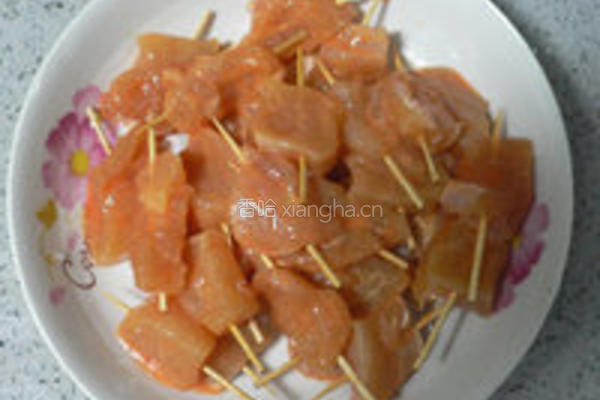 家制牙签肉(鸡肉)的做法图解2