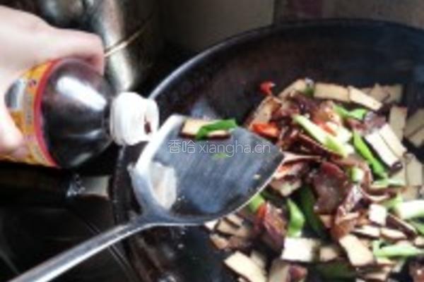 腊肉炒蒜苗的做法图解12