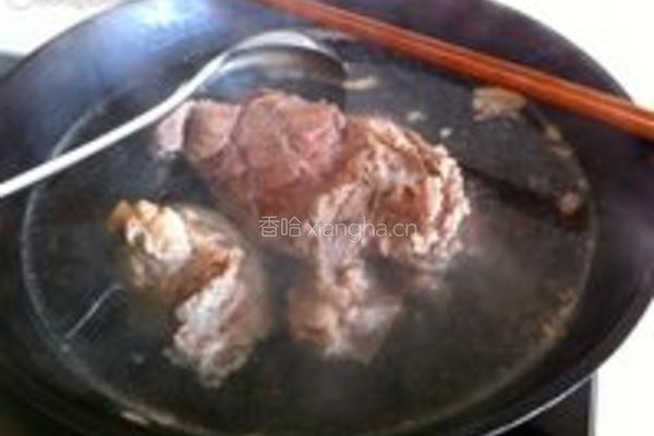 私房酱牛肉的做法图解1