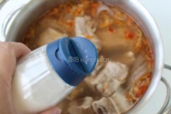 酸菜排骨炖粉条的做法图解6