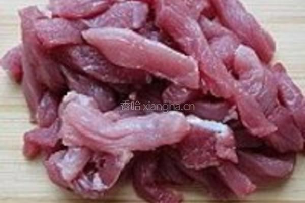 糖醋肉段的做法图解1