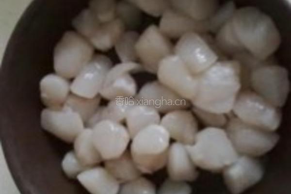 瑶柱茼蒿小豆腐的做法图解1