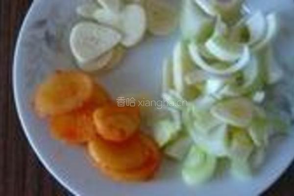 尖椒溜肥肠的做法图解4