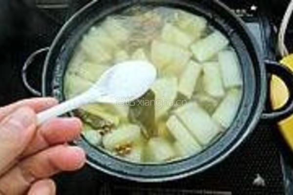 白萝卜煲牛肉的做法图解10