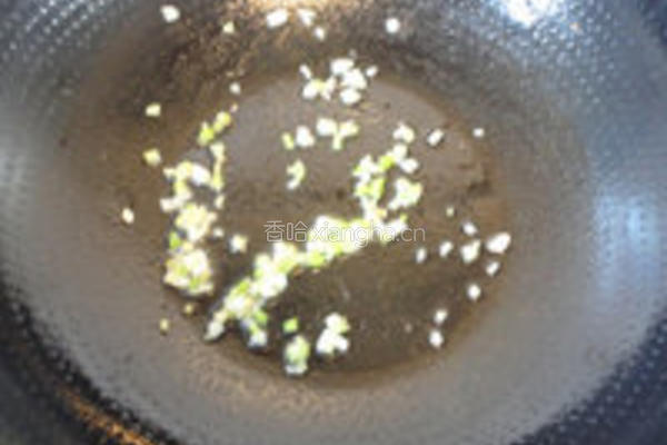 杏鲍菇爆鲈鱼的做法图解17