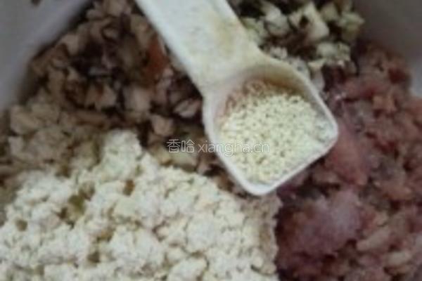 竹荪包豆腐的做法图解4