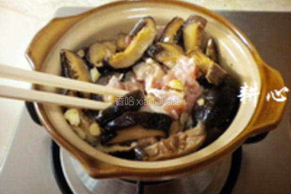 竹荪鸡肉煲的做法图解12