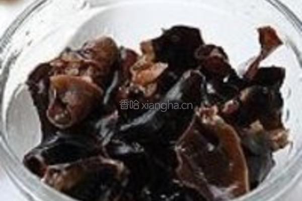 鲜山药炒桃仁的做法图解3