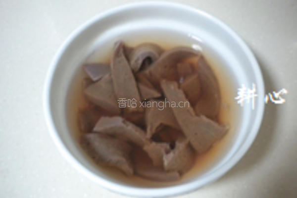 猪肝排骨粥的做法图解3