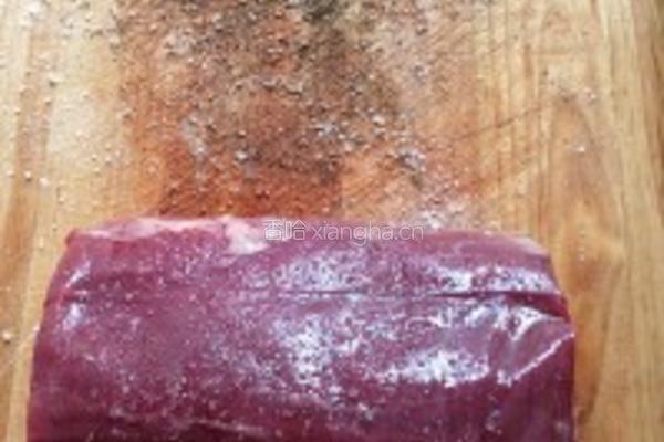 惠灵顿牛肉的做法图解1