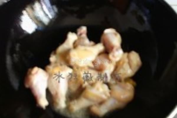 金花茶干烧鸡翅根的做法图解3