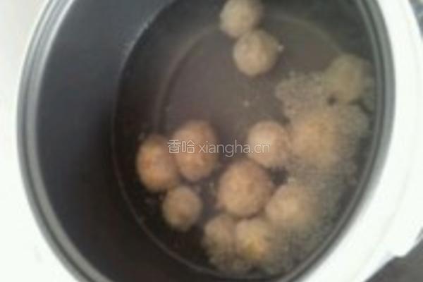 小白菜粉丝贡丸汤的做法图解4