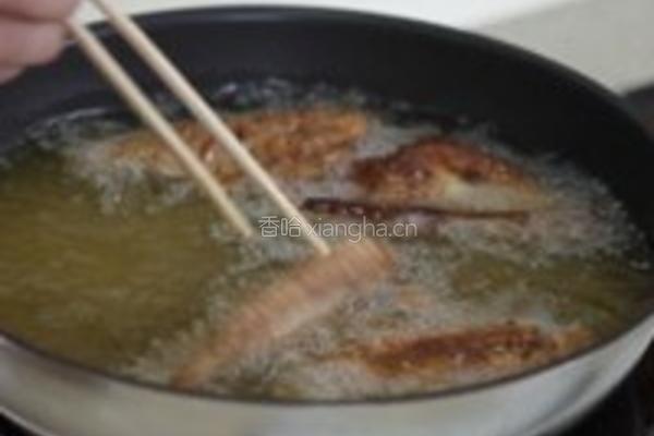 香酥脱骨小黄鱼的做法图解2