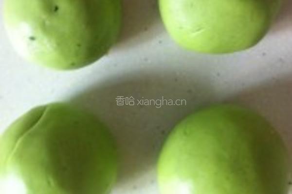 荠菜笋丁青团的做法图解5